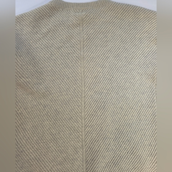 Wilfred Free Italian Made Cream Wool Sweater - Picture 8 of 11